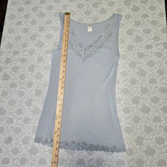 Banana Republic Tank Top Size M Light Blue Lace Trim V-Neck - Picture 4 of 8